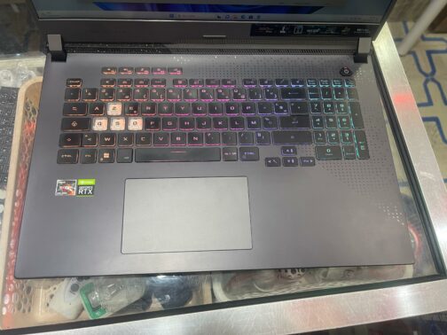 Asus ROG Strix G17 (2022) - G713R (Ryzen™ 7-6800H/16GoDDR5 /512GSSD/RTX™ 3060/2K/17.3"/240Hz) – Image 5